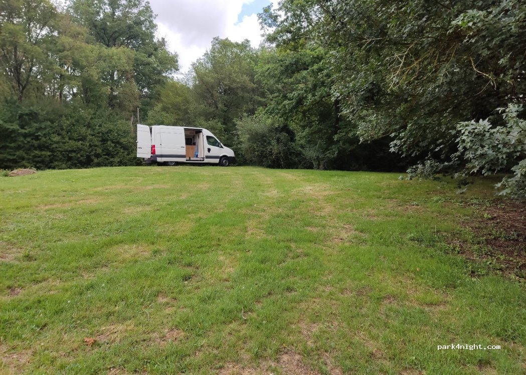 (18310) Dampierre-en-Graçay - D63 — foto 3