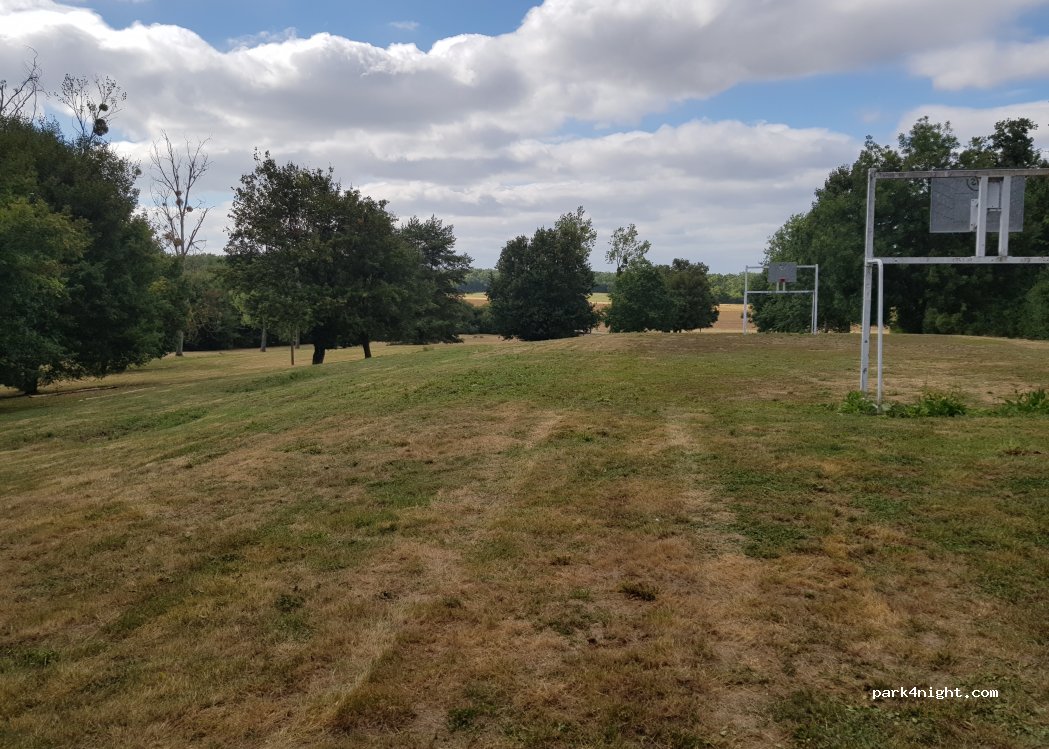 (18310) Dampierre-en-Graçay - D63 — foto 5