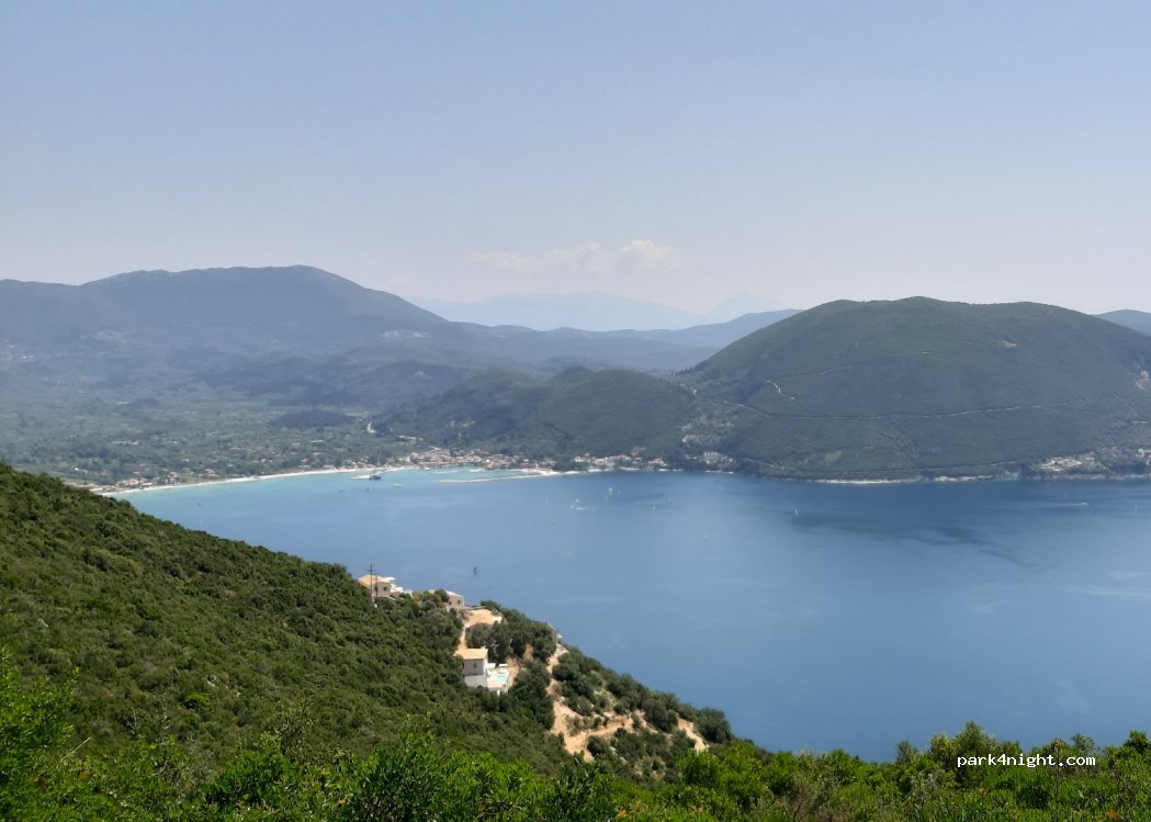 Vassiliki Beach — foto 3