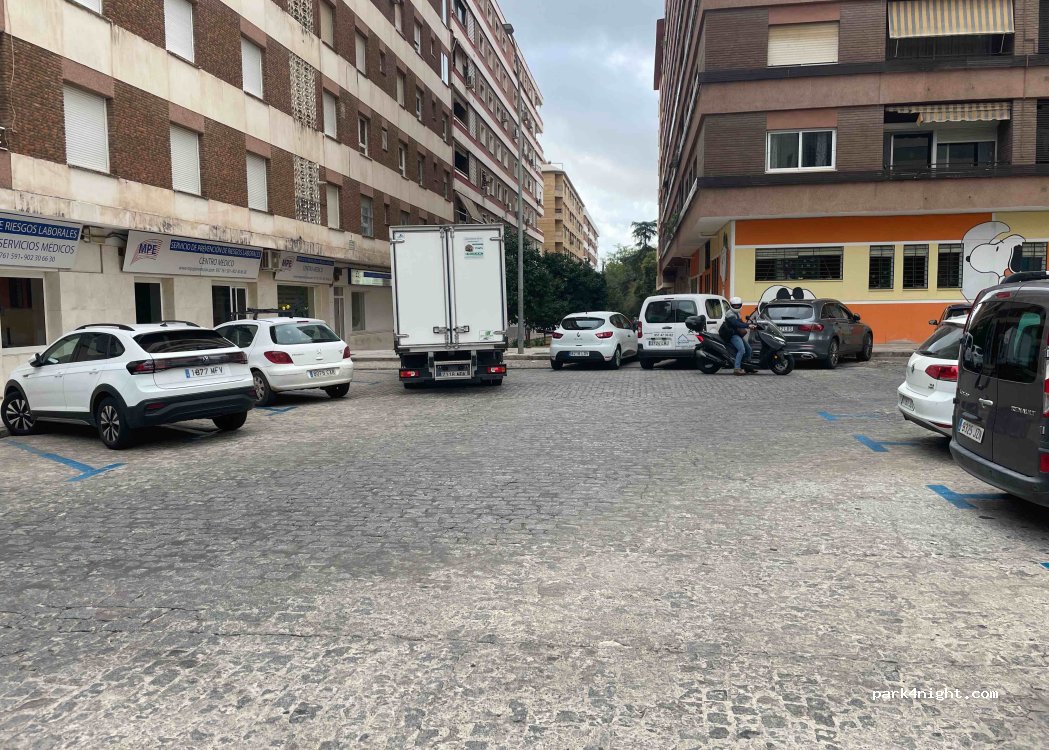 (14004) Córdoba - 4 Calle Escritor Pio Baroja — foto 3