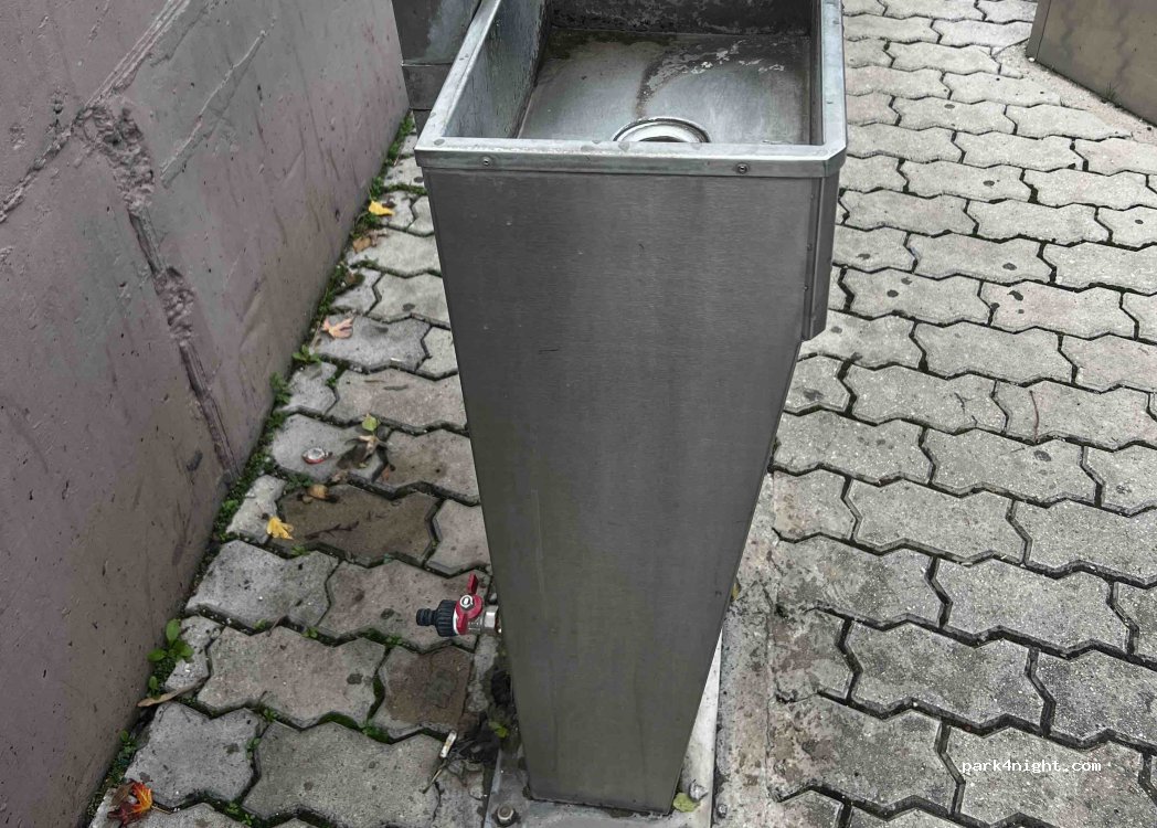 (81402) Nikšić - Bulevar 13 Jul — foto