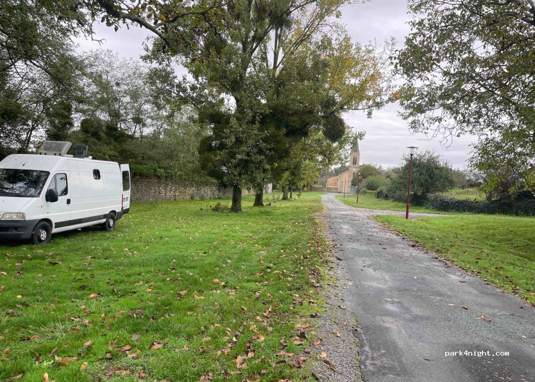 (79200) La Chapelle-Bertrand - 3 Impasse de l'Église — foto 5