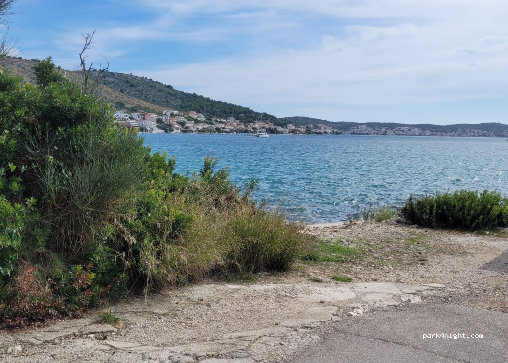 (22202) Podglavica - 9 Ulica Šibenska Luka — foto 2