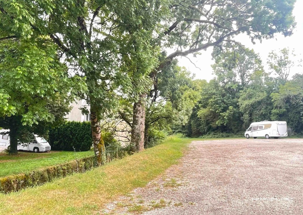 (25290) Ornans - 2 Rue de la Papeterie — foto 2