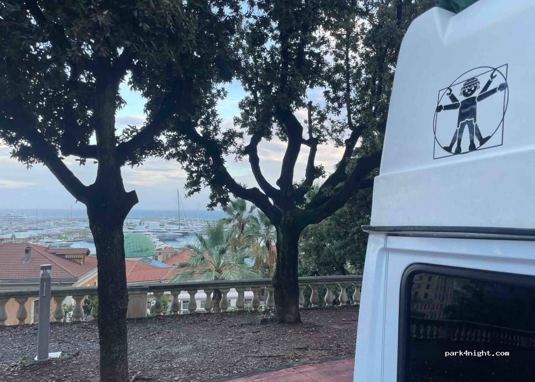 (18100) Imperia - 59 Viale Giacomo Matteotti — foto 2