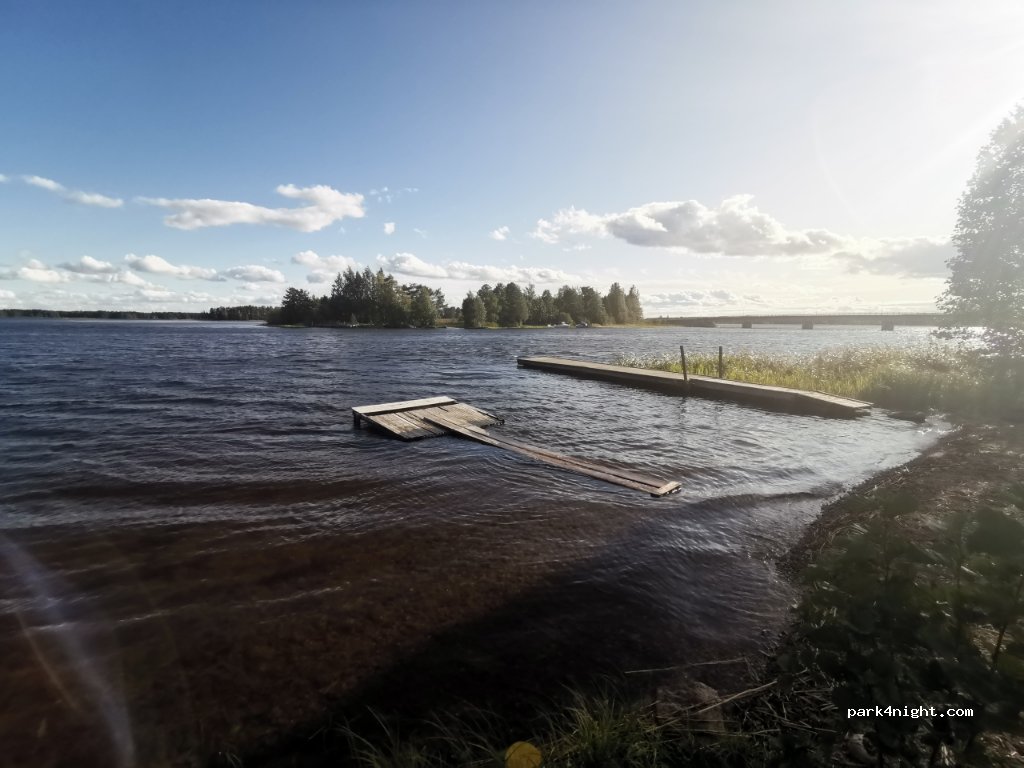 (810 40) Hedesunda - Övägen — foto