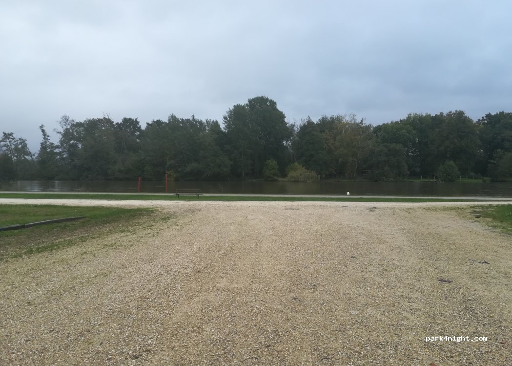 (89000) Auxerre - 22 Rue de Poiry — foto