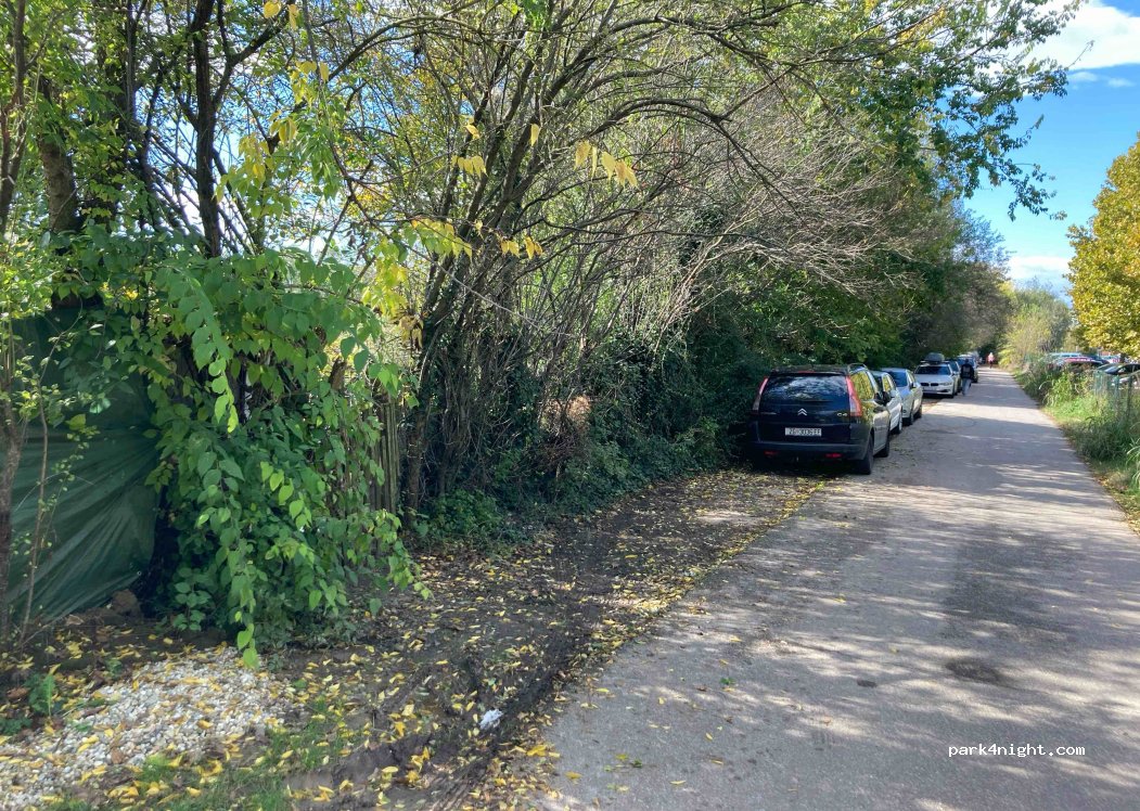 (10000) Zagreb - 22 Trnjanska struga — foto 2