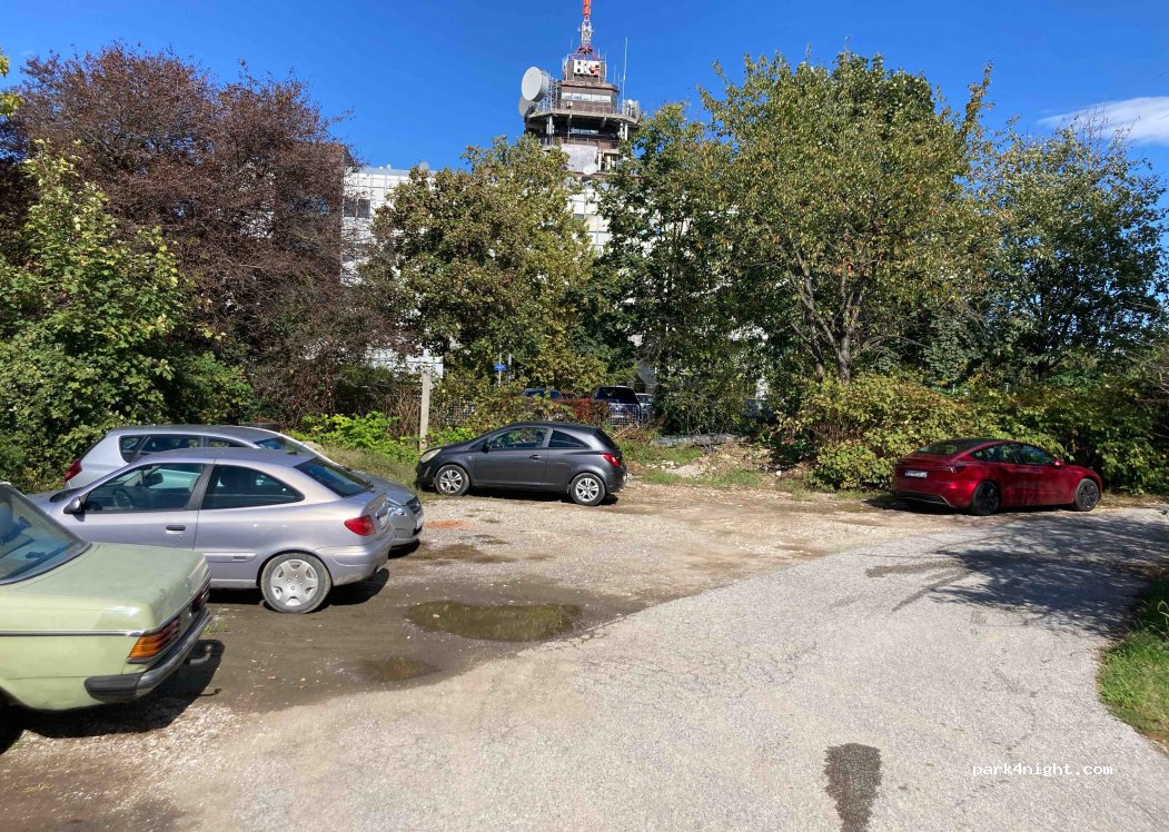 (10000) Zagreb - 22 Trnjanska struga — foto 3