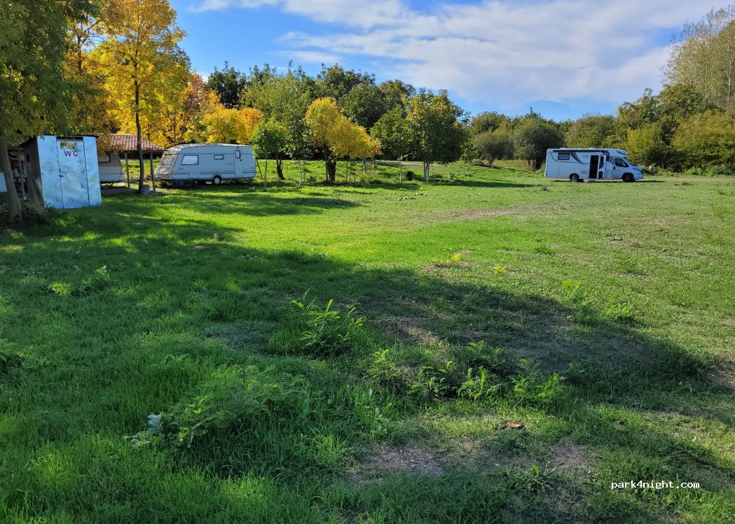 (3340) Ostrov - Unnamed Road — foto 2