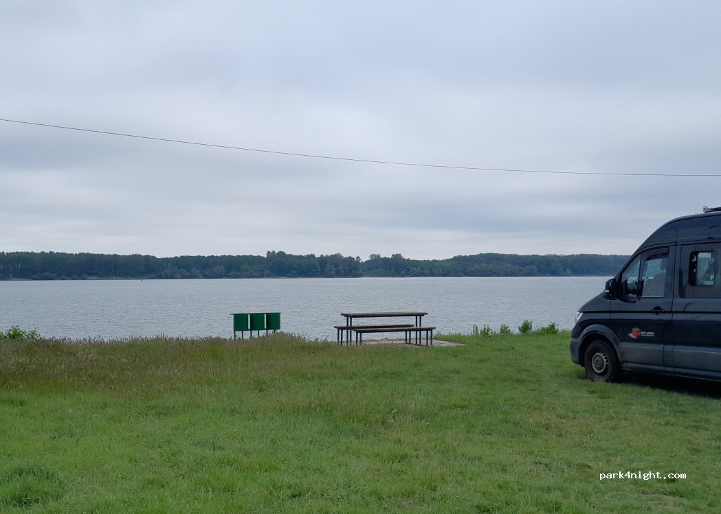 (3340) Ostrov - Unnamed Road — foto 5