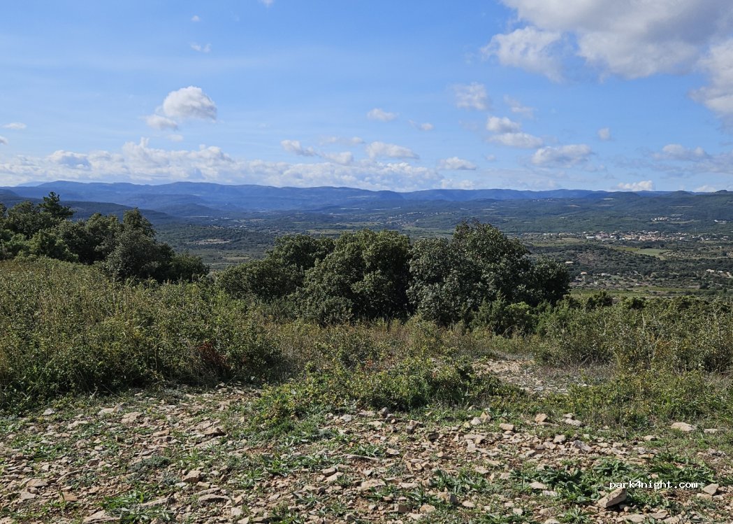 (34725) Saint-Saturnin-de-Lucian - — foto 2