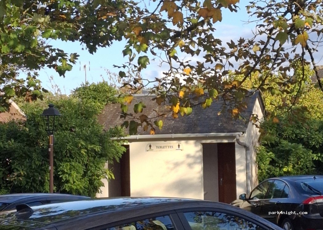 (37270) Azay-sur-Cher - 2 Place de la Poste — foto