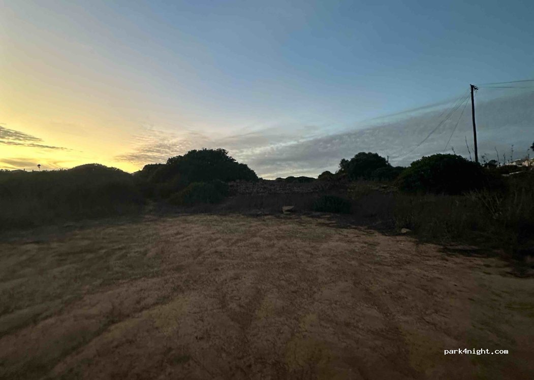 (8600) Luz - Unnamed road — foto 2