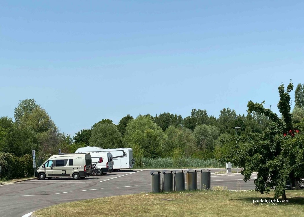 (41011) Campogalliano - Viale Giorgio Ribotta 51 — foto