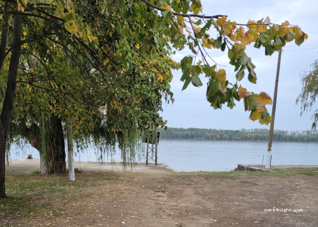 (5974) Zagrazjden - Unnamed Road — foto