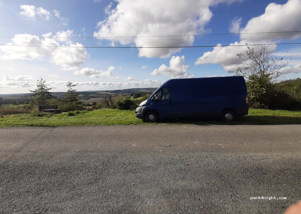 (24320) Saint-Paul-Lizonne - Route du Puy de Ligon — foto