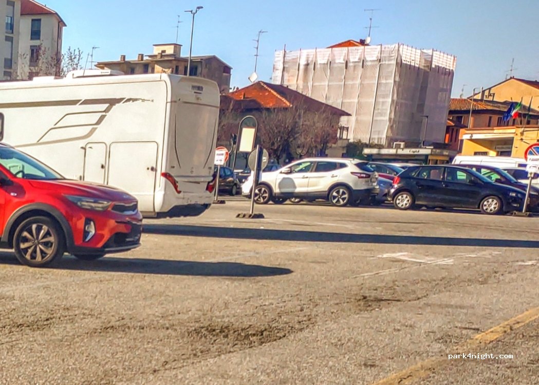 (20081) Abbiategrasso - Via Piave — foto 2
