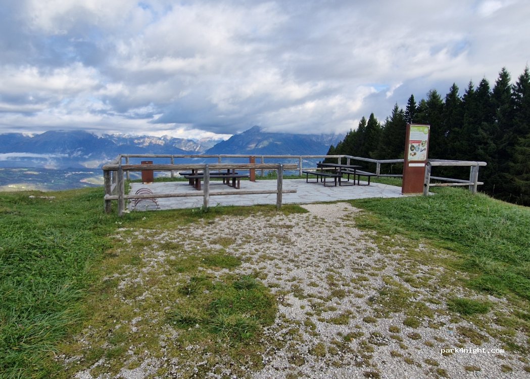 (32016) Alpago - Via Pianture — foto