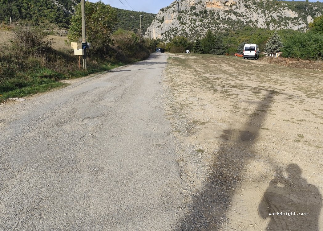 (83670) Montmeyan - 206 Chemin de L’Iscle — foto 2