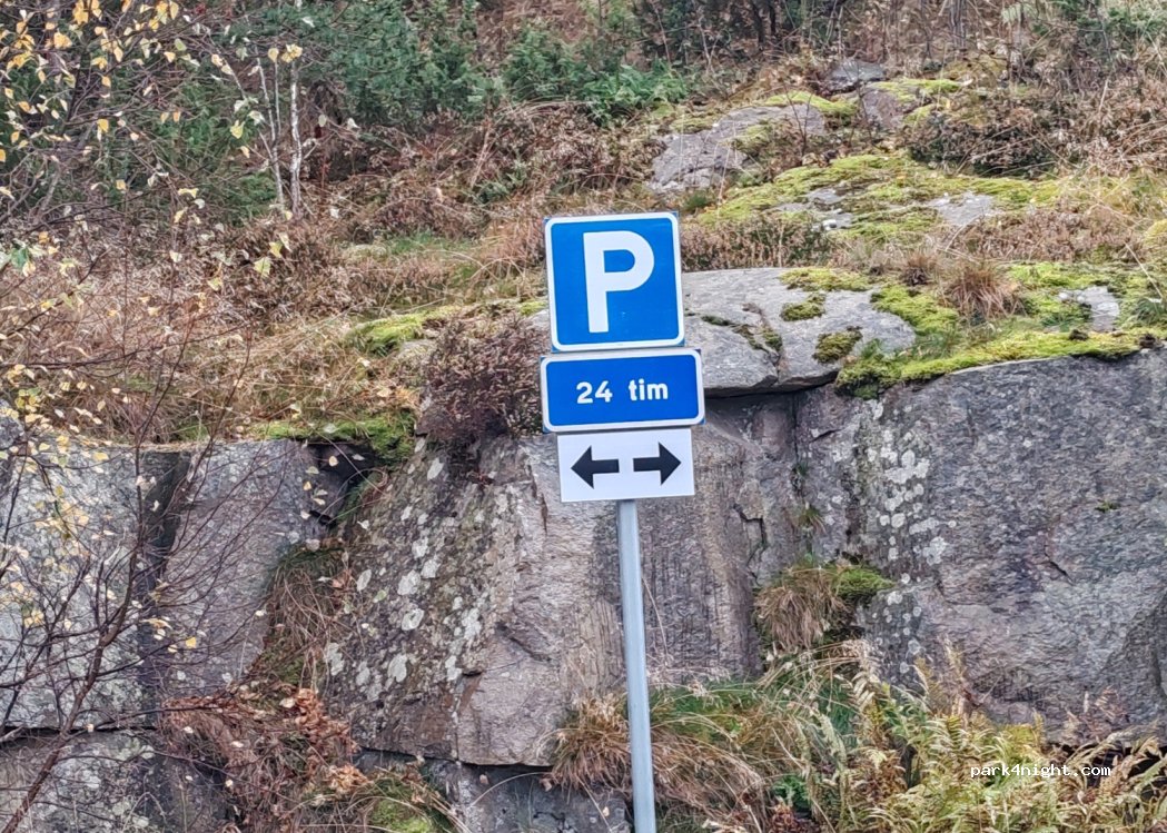 (457 45) Hamburgsund - 2 Kaprifolvägen — foto 2