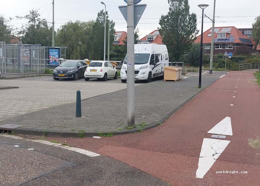 (2292 JK) Wateringen - Turfschipper — foto