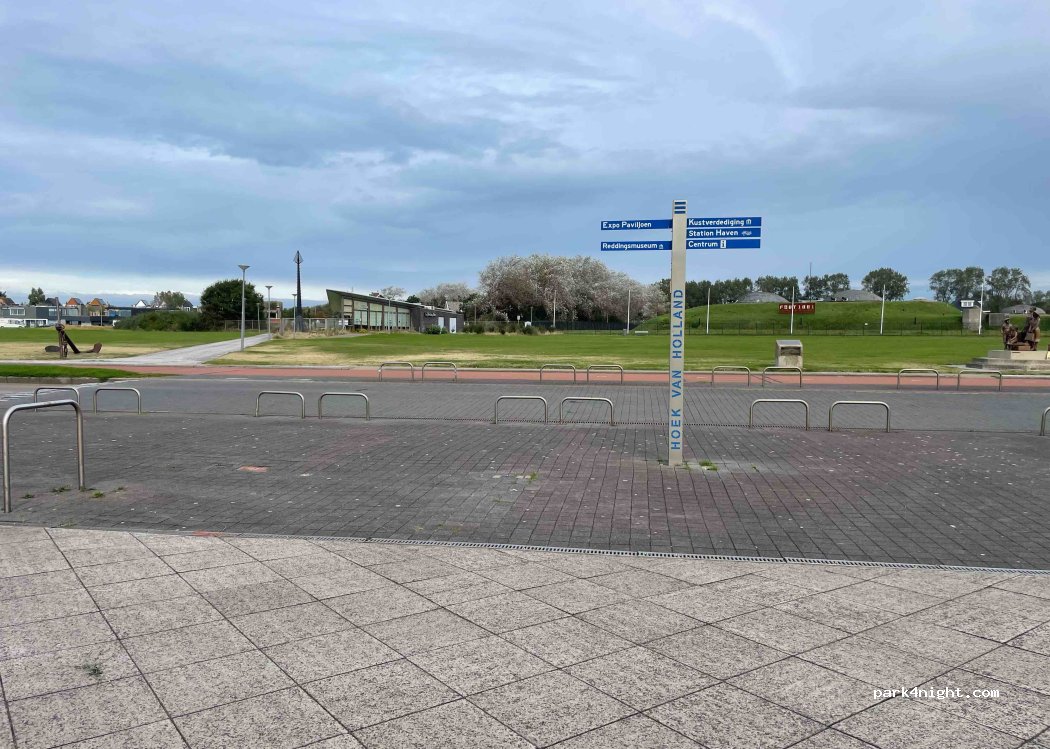 (3151 HG) Hoek van Holland - 1 Koningin Emmaboulevard — foto 2