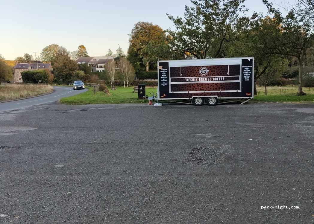 (BT30 6SE) Downpatrick - 15 Quoile Brae — foto