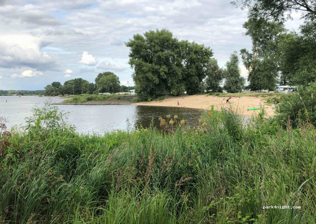 Camping Land an der Elbe Hamburg (Stover Strand) — foto 2