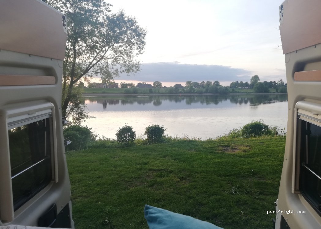 Camping Land an der Elbe Hamburg (Stover Strand) — foto 3