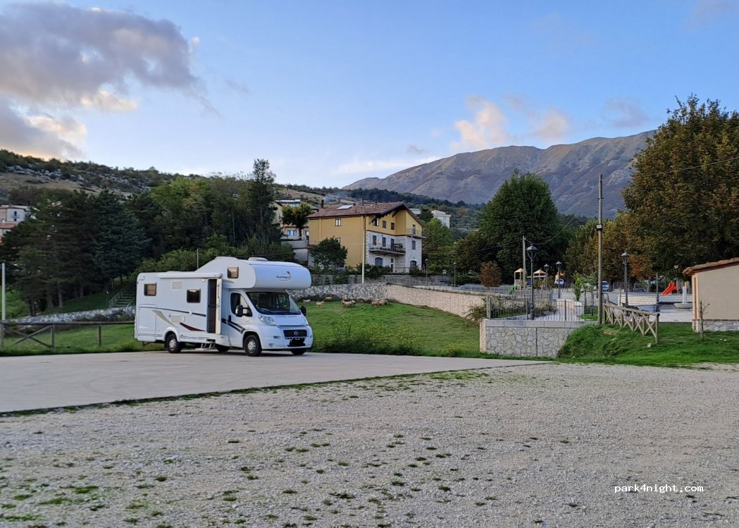 (82030) Pietraroja - 1 Località Pioppi — foto