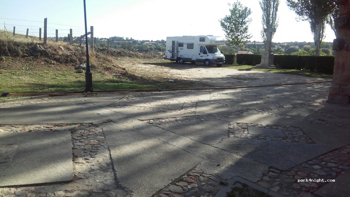 (37208) San Muñoz - 9 Plaza Maestros — foto