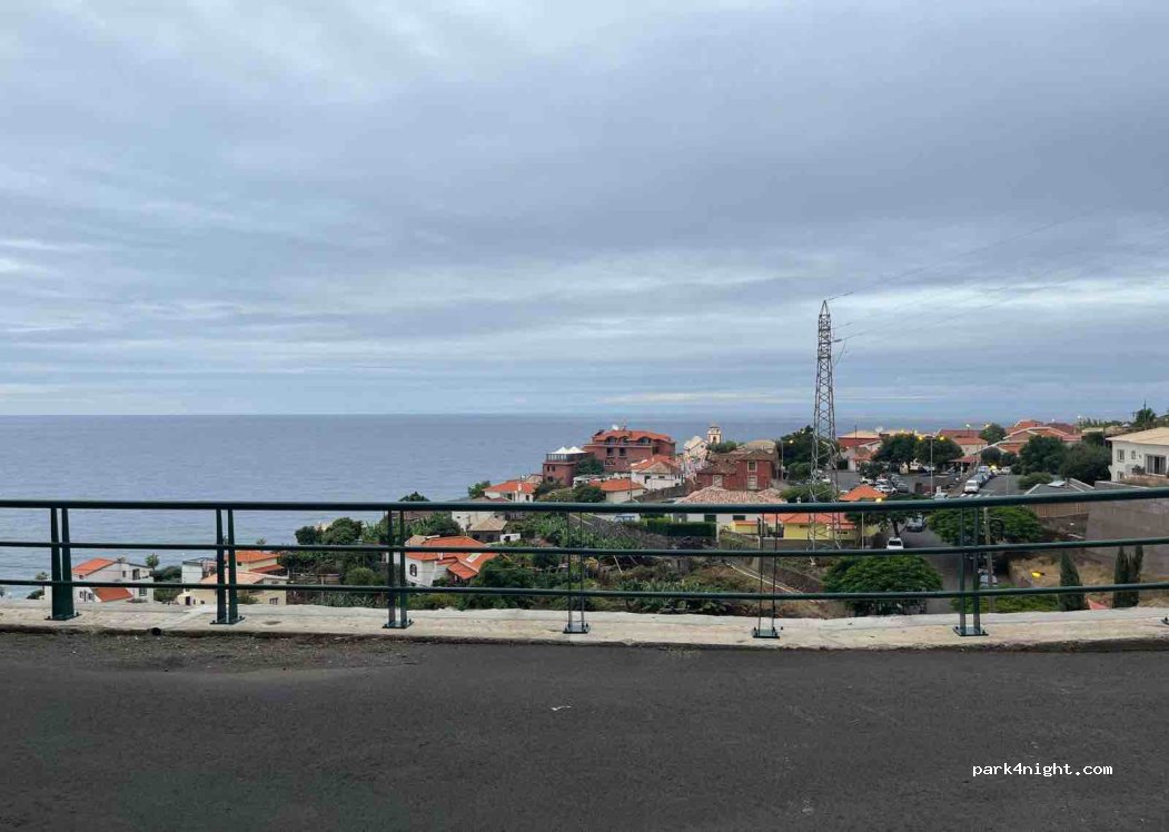 (9370) Jardim do Mar - 15 Rua do Portinho — foto