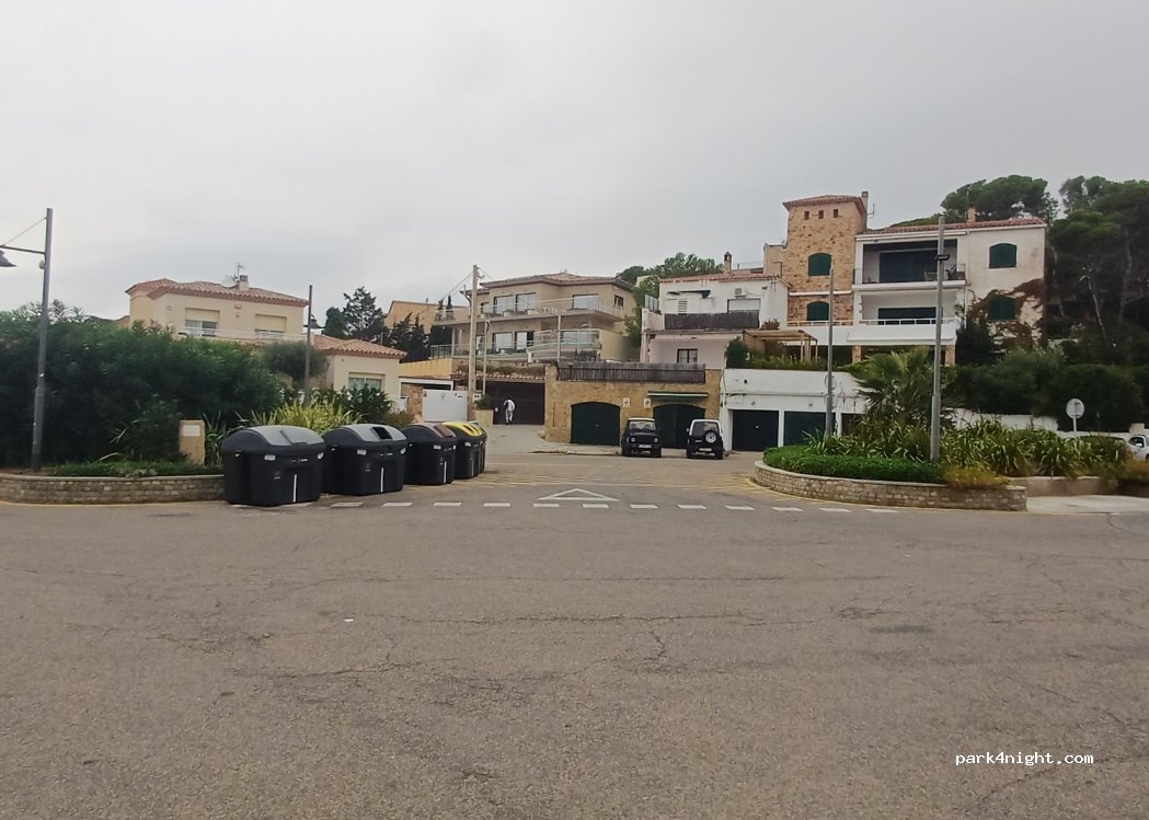 (17220) Sant Feliu de Guíxols - 2 Carrer de Garbí — foto 3