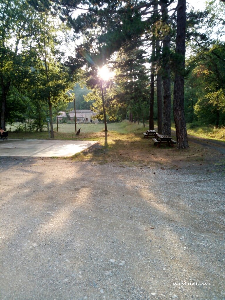 (11330) Auriac - D212 — foto