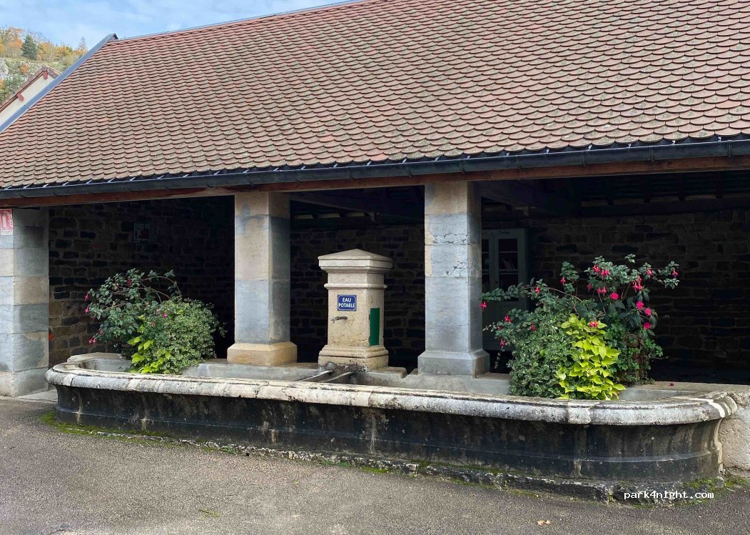 (39150) Les Planches-en-Montagne - 10 Ruelle du Lavoir — foto