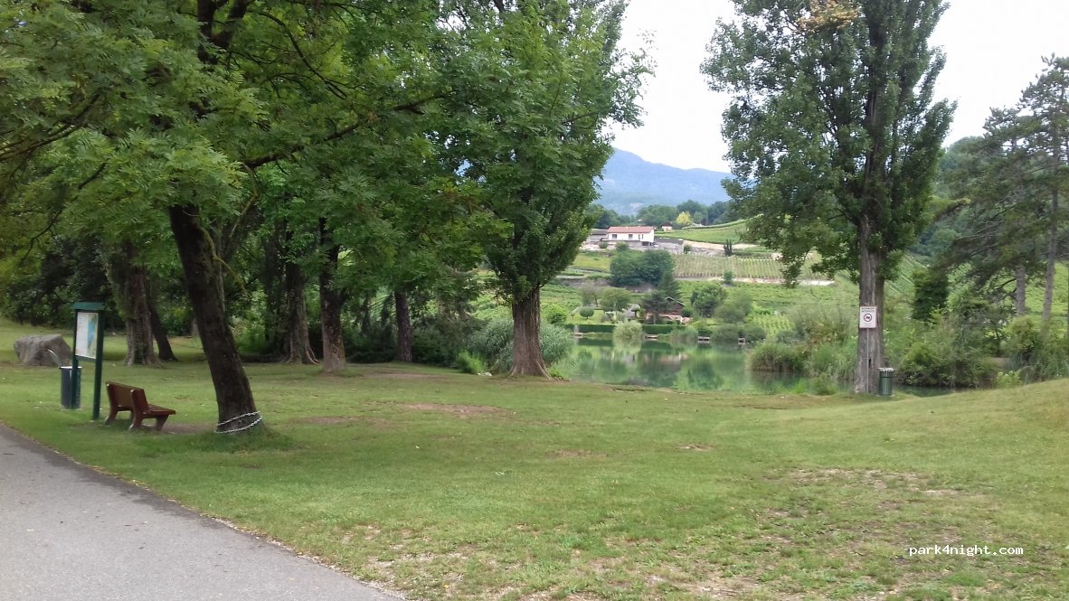 (73800) Les Marches - D12 — foto