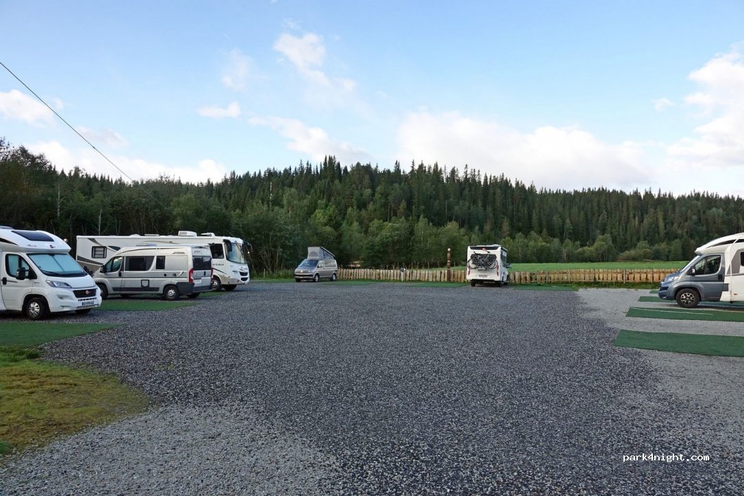 HALLAND CAMPING — foto 2