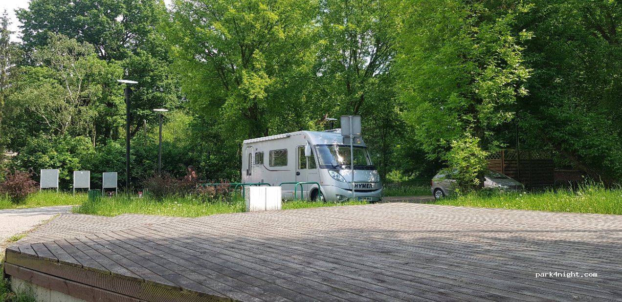 (87-100) Toruń - 4/8 Majdany — foto