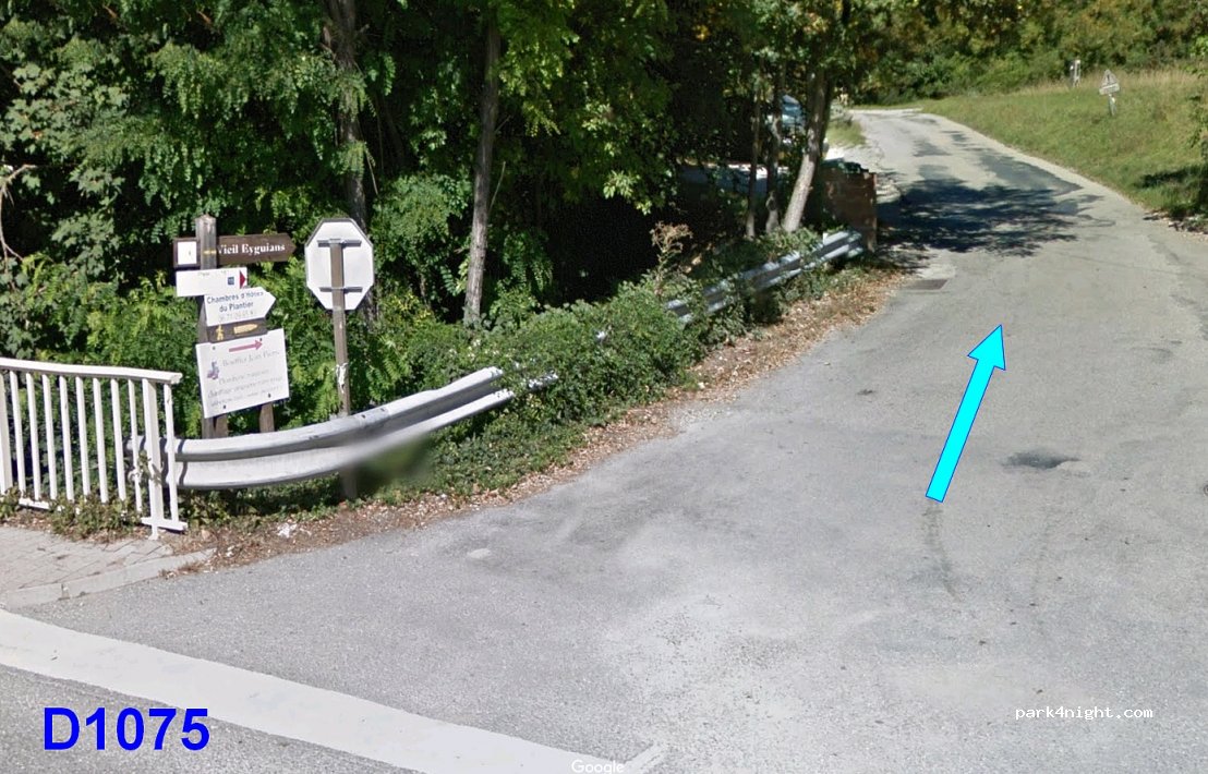(05300) Eyguians - Unnamed Road — foto