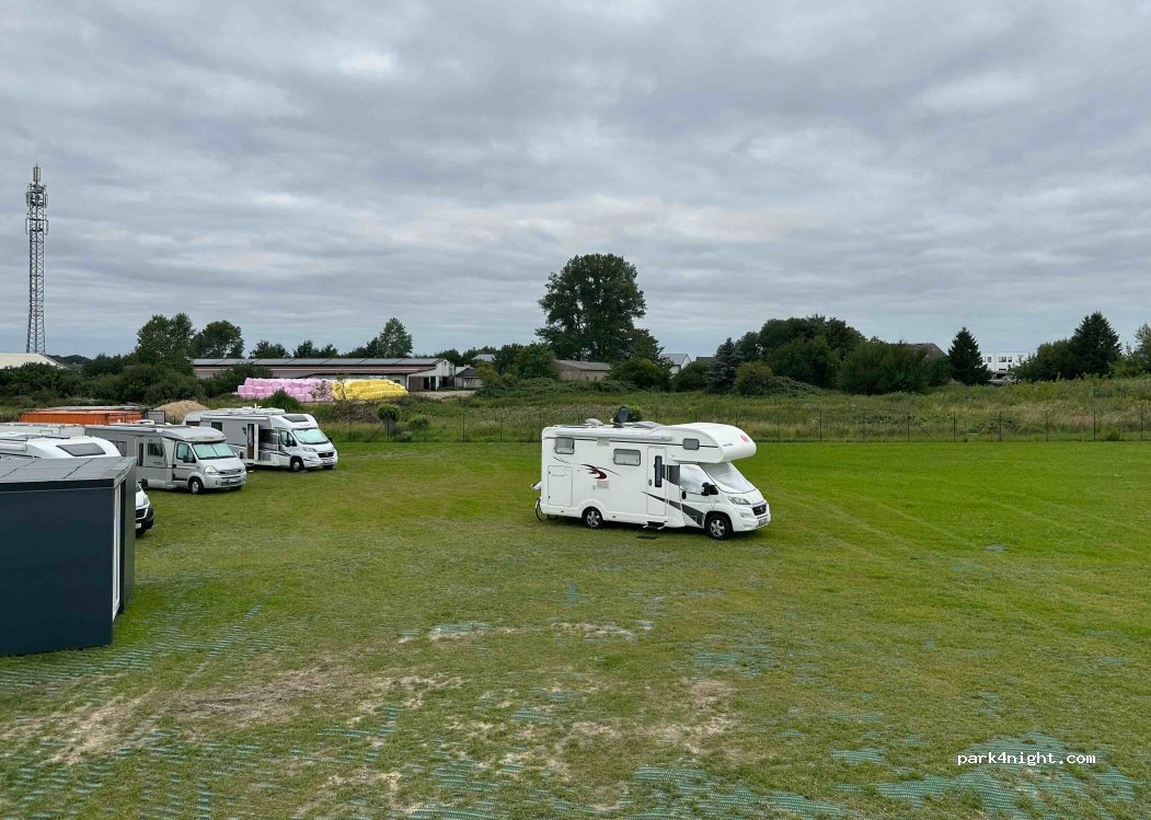 Stellplatz Papendorf — foto
