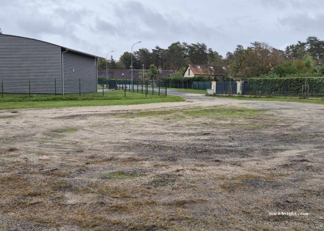 (41600) Nouan-le-Fuzelier - 2 Allée Sainte Barbe — foto 2