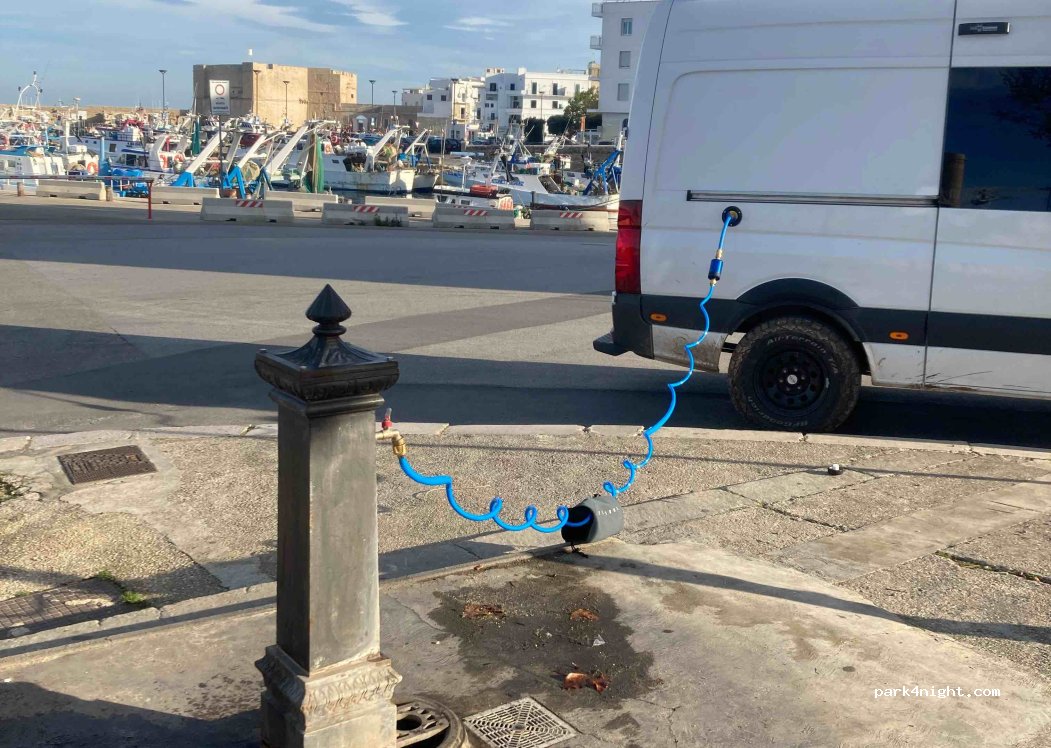 (70043) Monopoli - 12/A Largo Fontanelle — foto