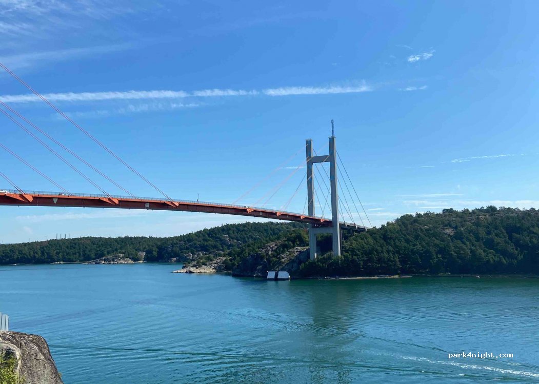 (471 61)  - Rastplats Tjörnbron — foto