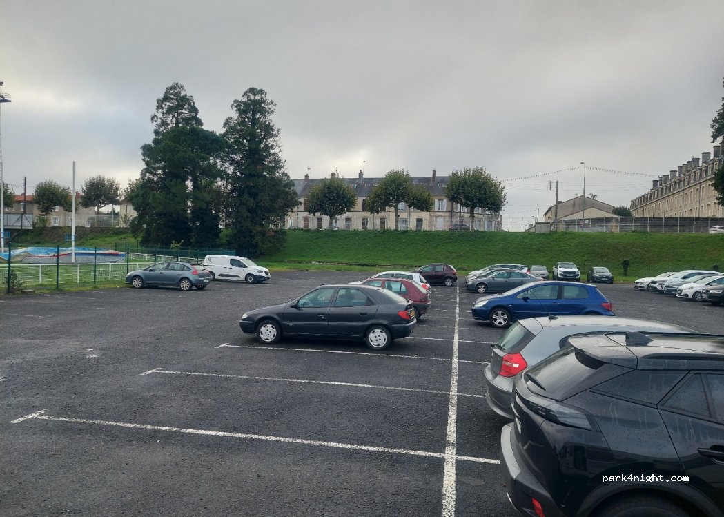 (85200) Fontenay-le-Comte - 10 Boulevard Hoche — foto