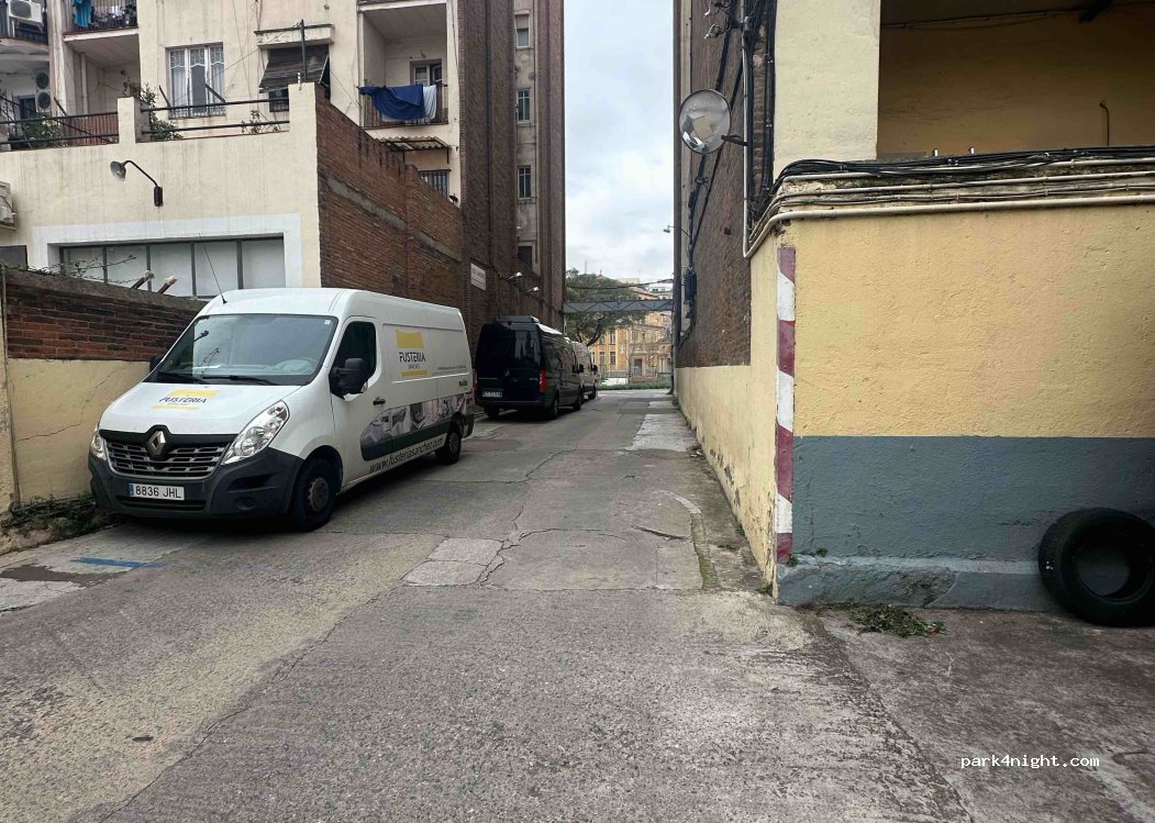 (08013) Barcelona - 425 Carrer d'Aragó — foto 3