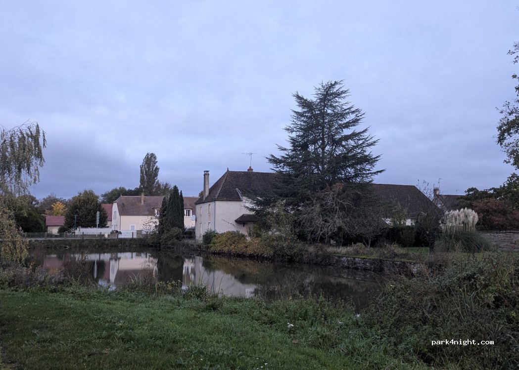 (71350) Saint-Loup-Géanges - 9 Rue des Vaches — foto
