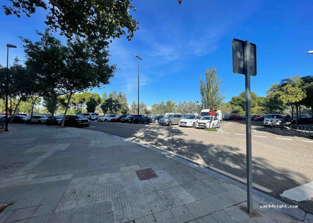 (50015) Zaragoza - 2 Calle de Fernando Gracia Gazulla — foto