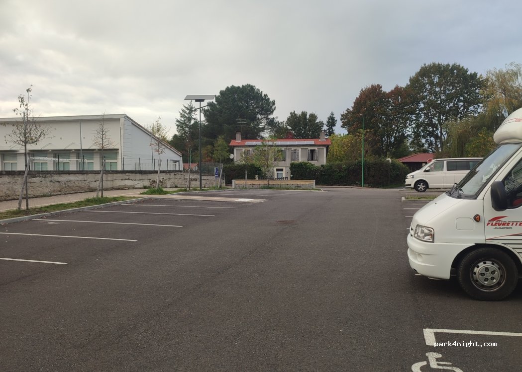 (33125) Hostens - 1 Route de Bazas — foto