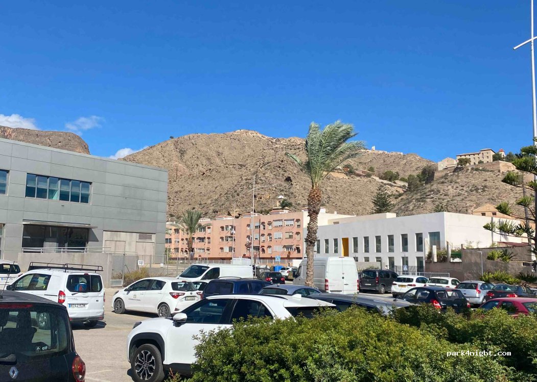 (03300) Orihuela - 2 Avenida Obispo Victorio Oliver — foto 3